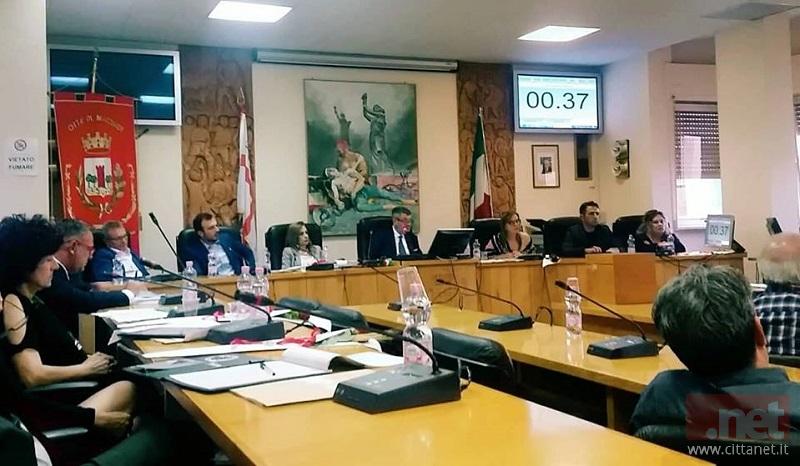 consiglio-macomer-1-seduta.jpg